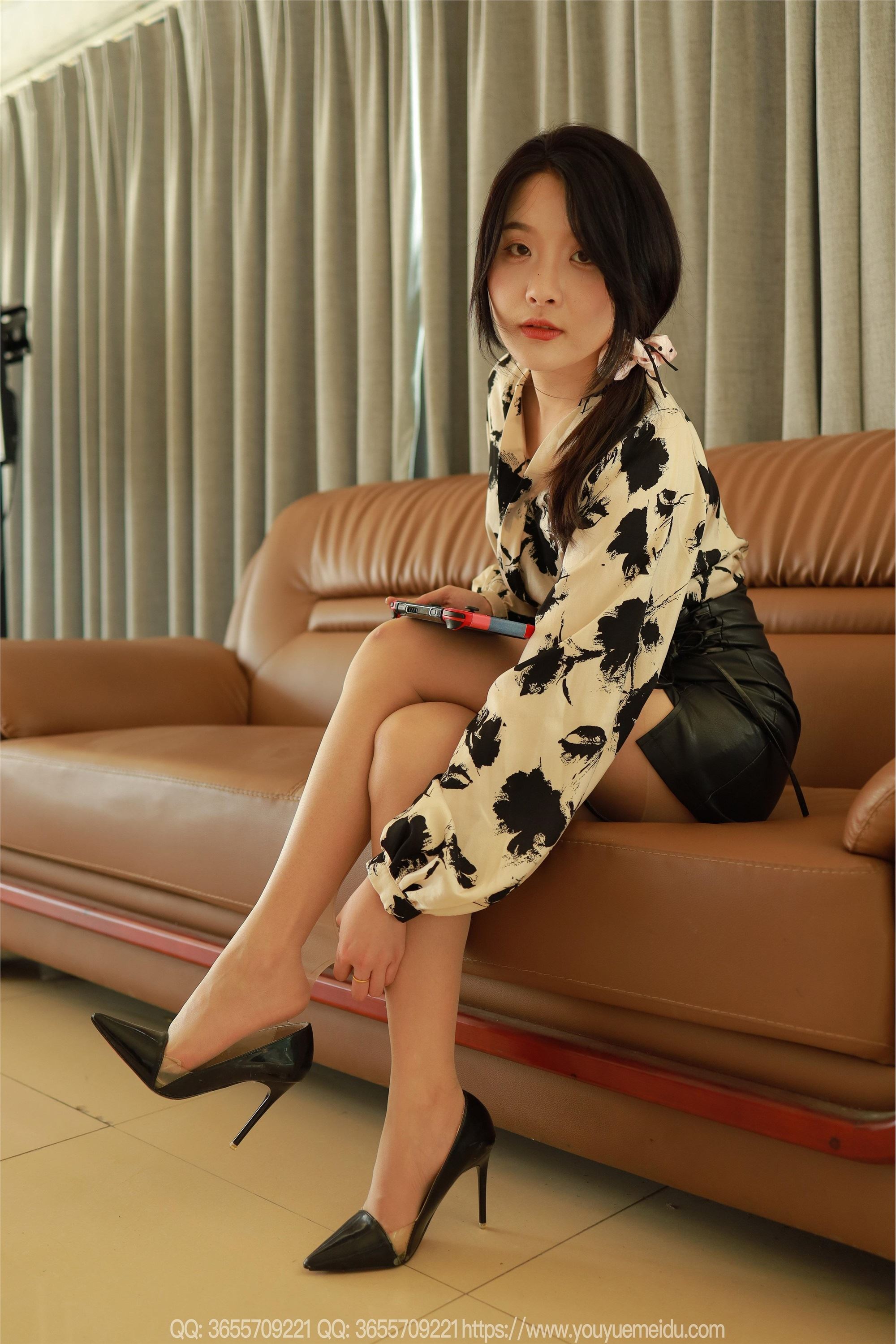 IESS异思趣向  2025.03.30 丝享家 2014 婉萍《双脚成行（上）》